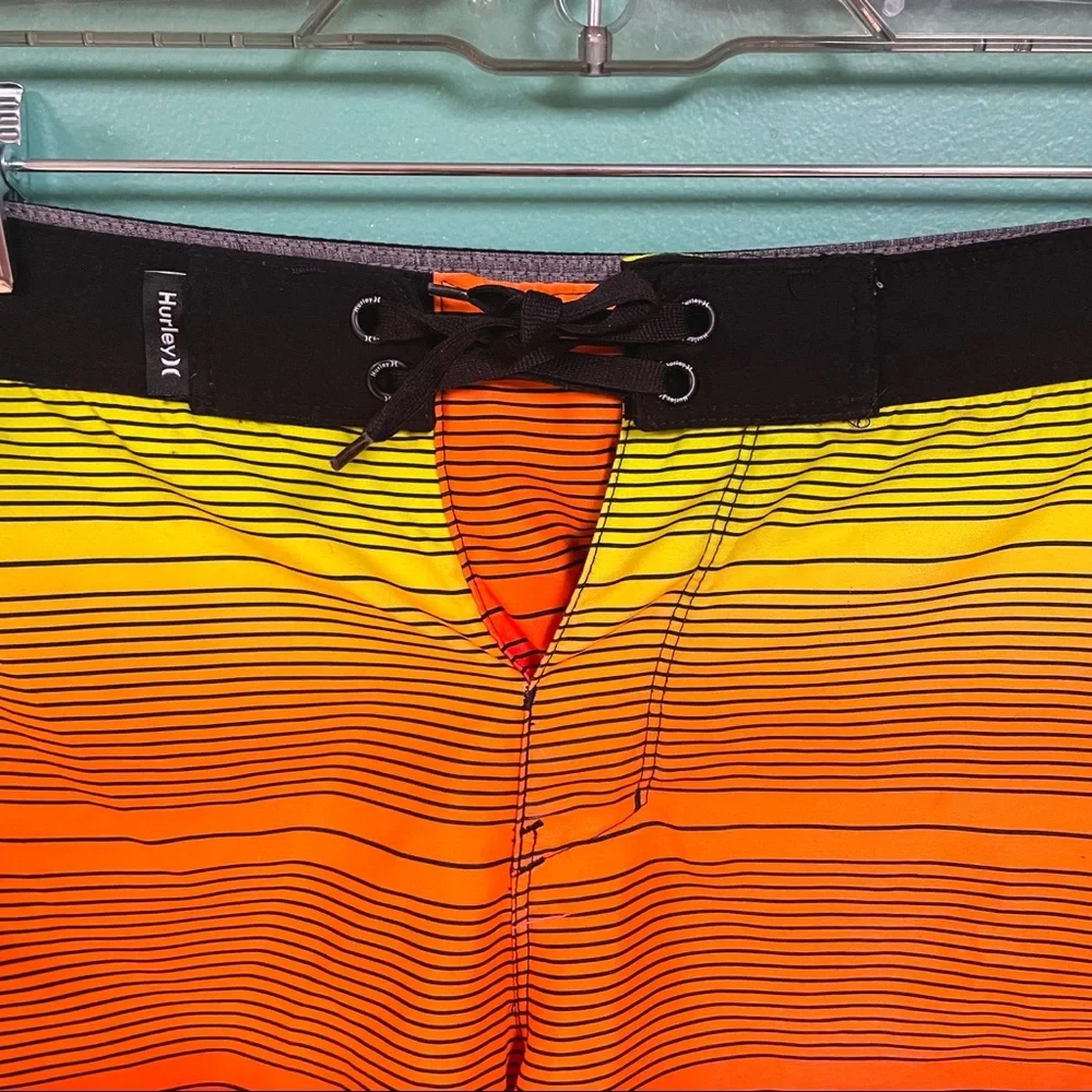 Hurley Yellow Orange & Pink Neon Ombré Shoreline Boardshorts Boys Size 14